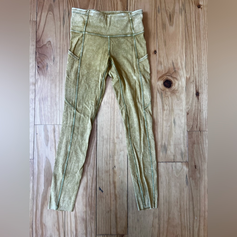 Lululemon size 4 leggings tan